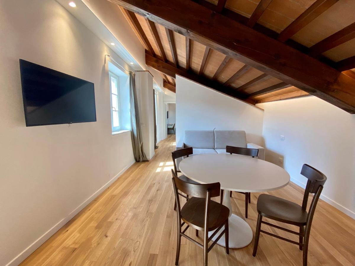 Residenza D'Epoca Dei Fondachi Hotel Sarzana Bagian luar foto